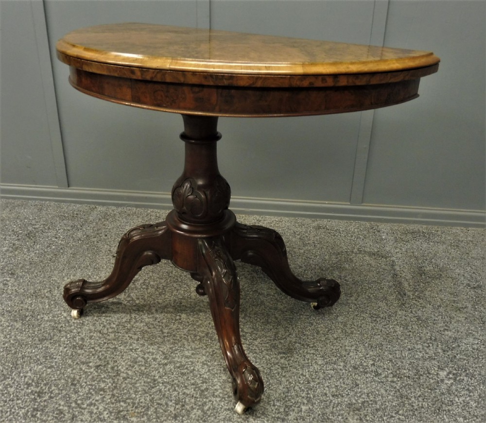 VICTORIAN FIGURED WALNUT CARD TABLE View III