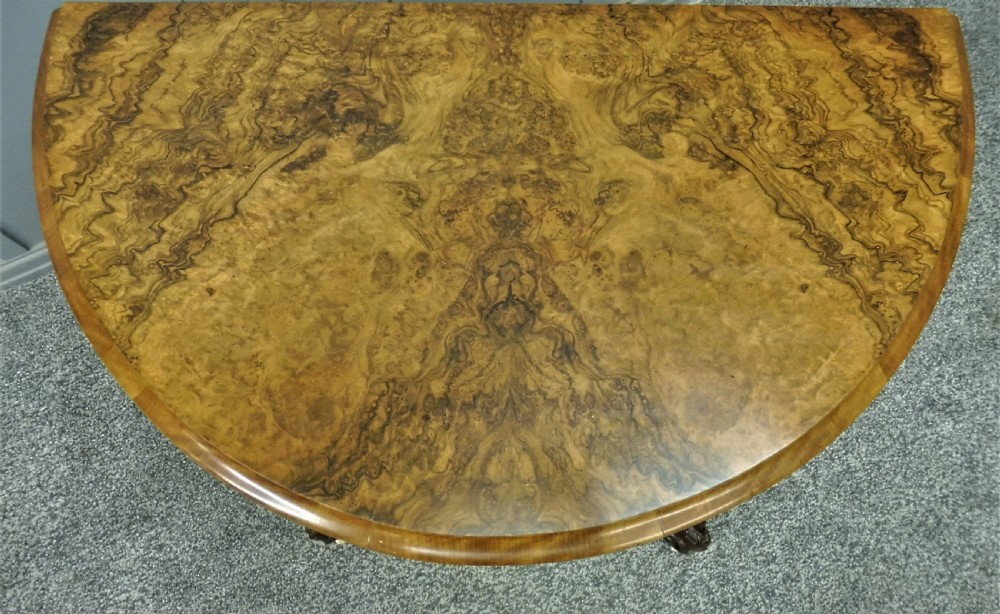 VICTORIAN FIGURED WALNUT CARD TABLE View V