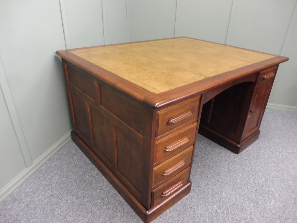 MAHOGANY LEATHER TOPPED PARTNERS DESK View VII