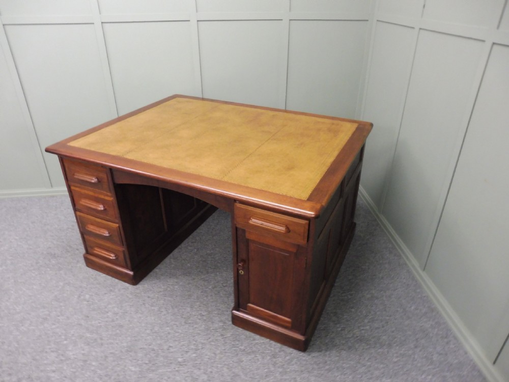 MAHOGANY LEATHER TOPPED PARTNERS DESK View XII