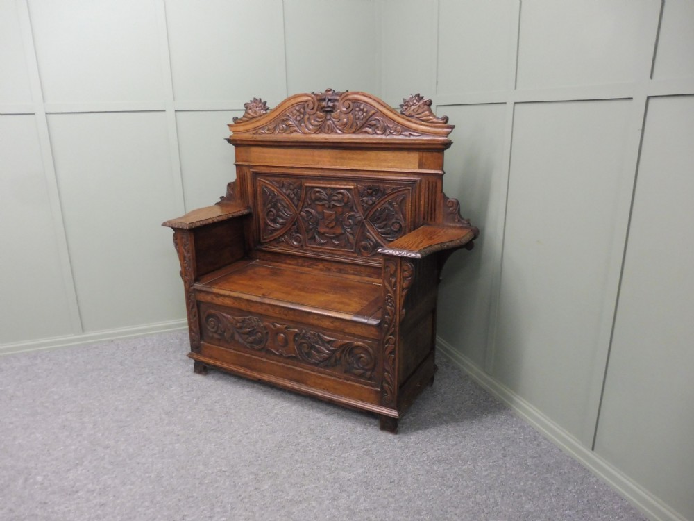CARVED OAK GREEN MAN BENCH View XII