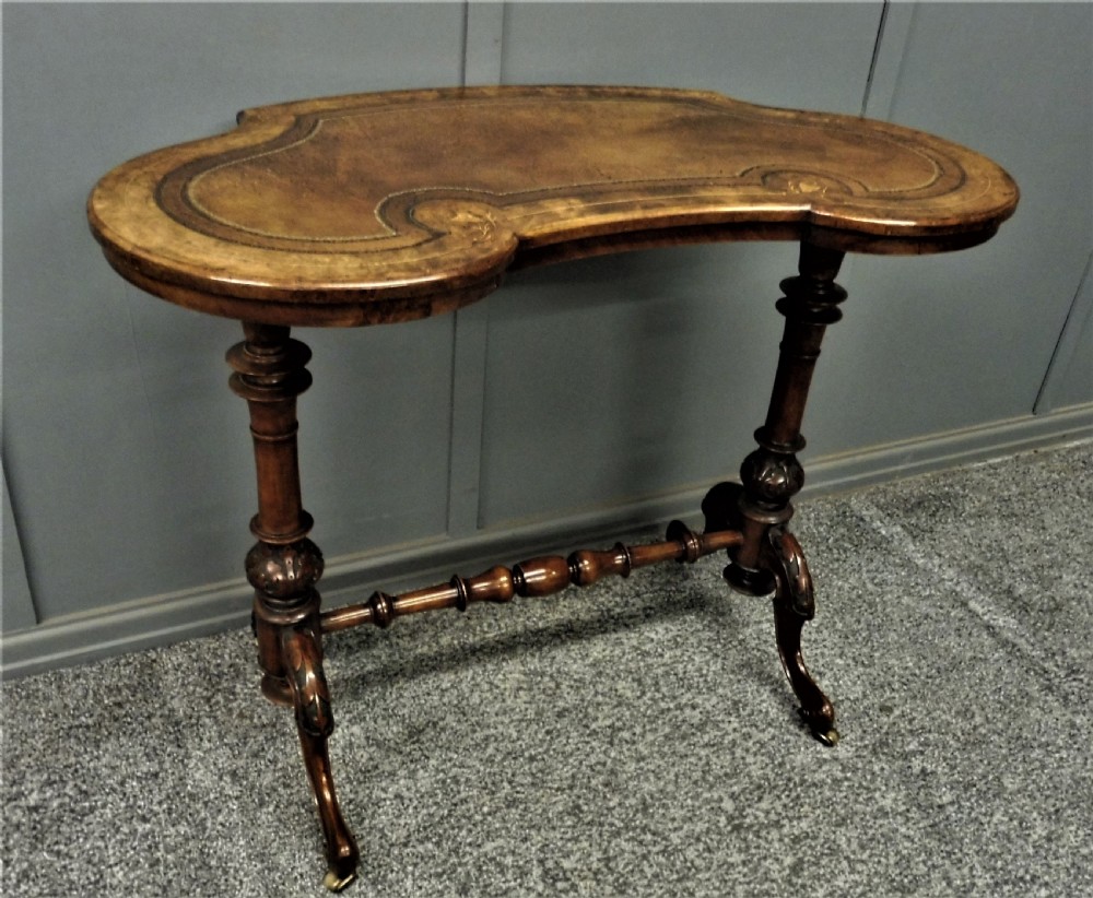 BEAUTIFUL VICTORIAN LADIES WRITING TABLE View II