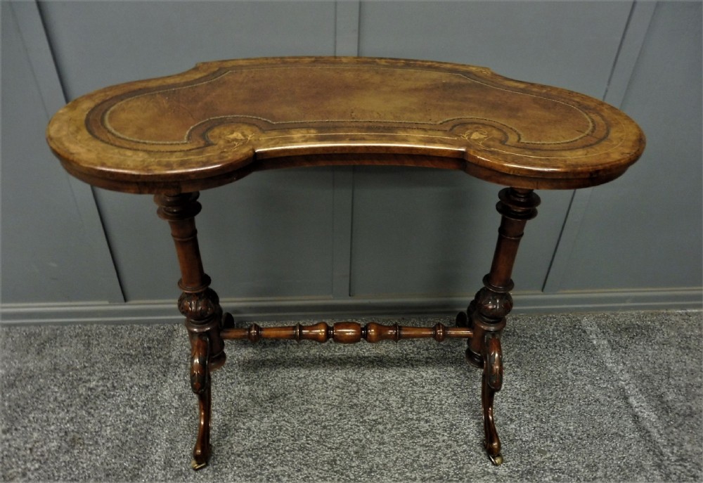 BEAUTIFUL VICTORIAN LADIES WRITING TABLE View IV
