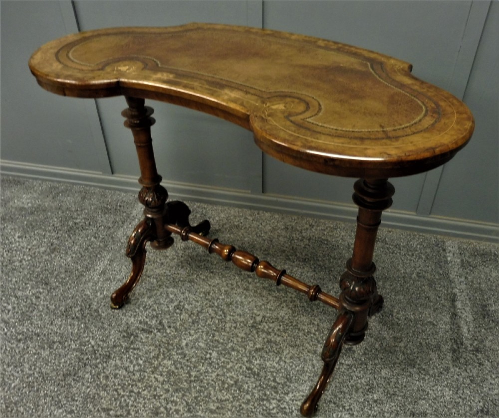 BEAUTIFUL VICTORIAN LADIES WRITING TABLE View VI