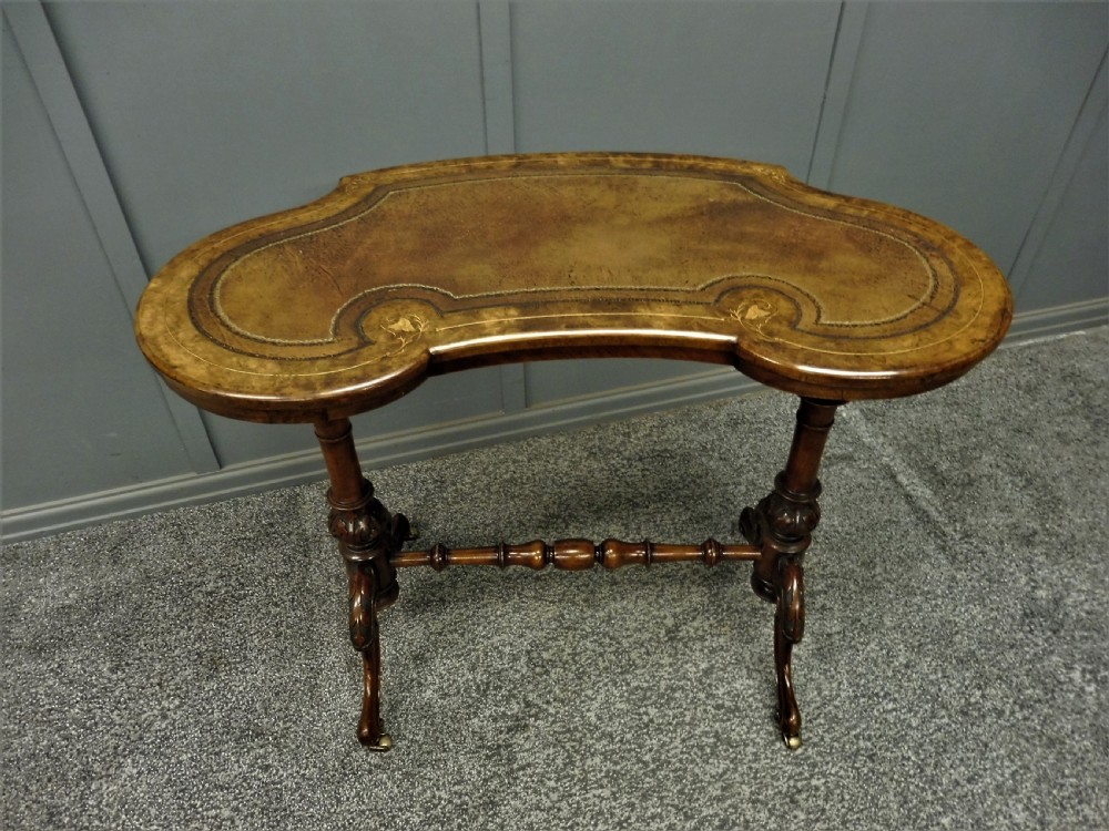 BEAUTIFUL VICTORIAN LADIES WRITING TABLE View X