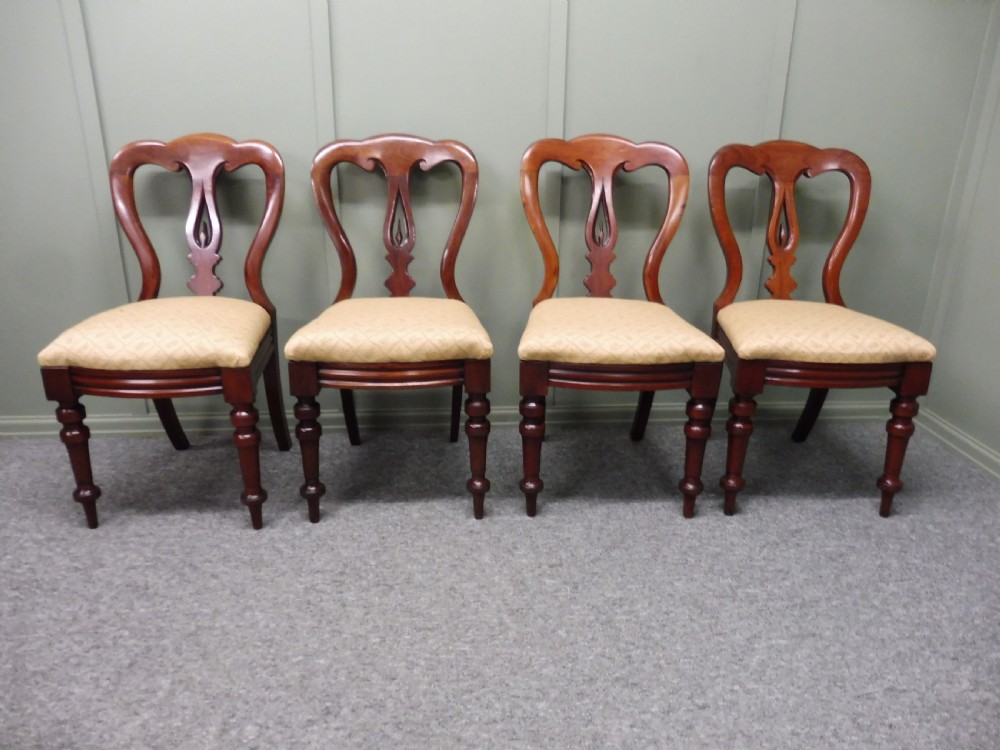 SET OF 12 VICTORIAN SPEARPOINT BALLOON BACK DINING CHAIRS View V