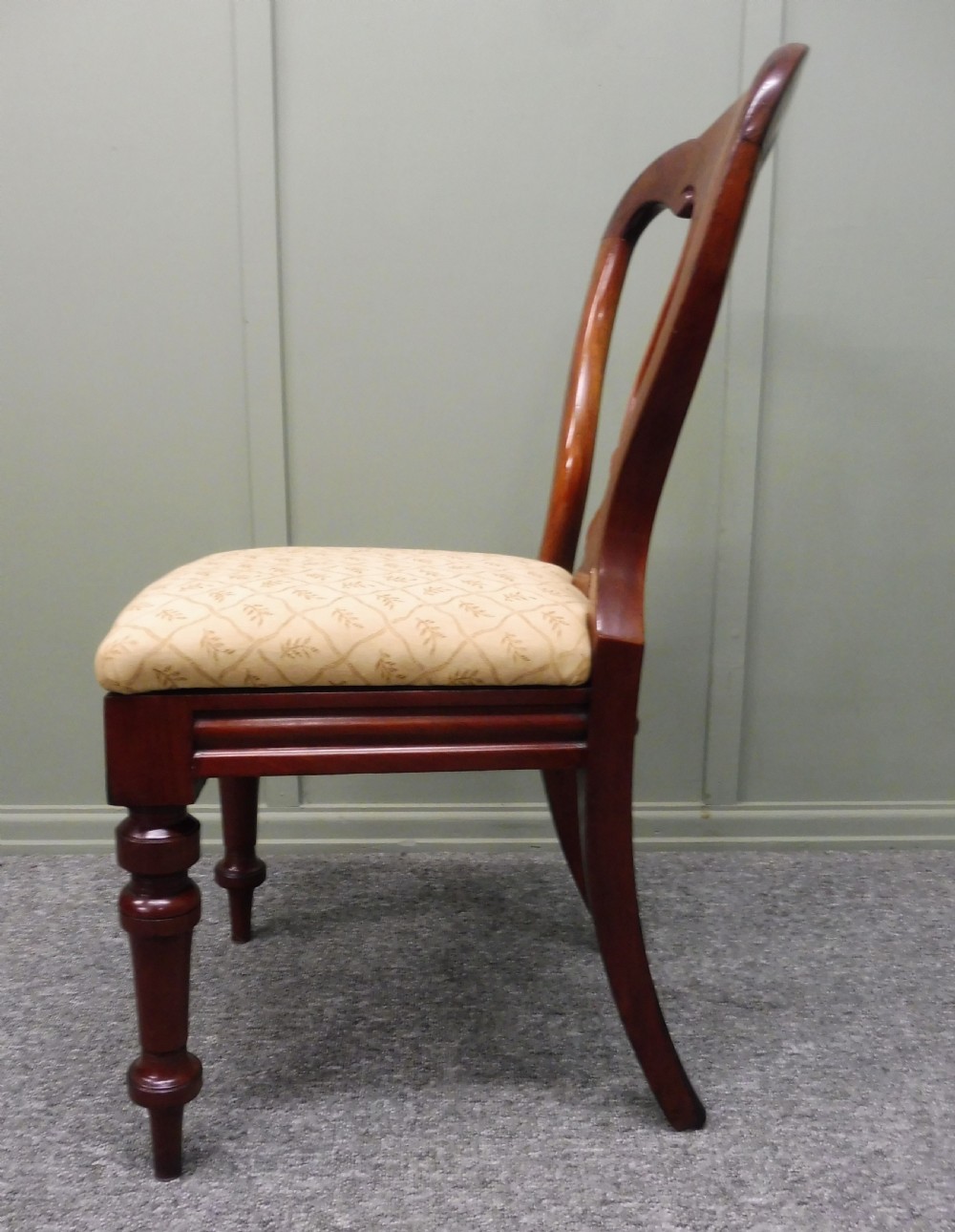 SET OF 12 VICTORIAN SPEARPOINT BALLOON BACK DINING CHAIRS View XVII