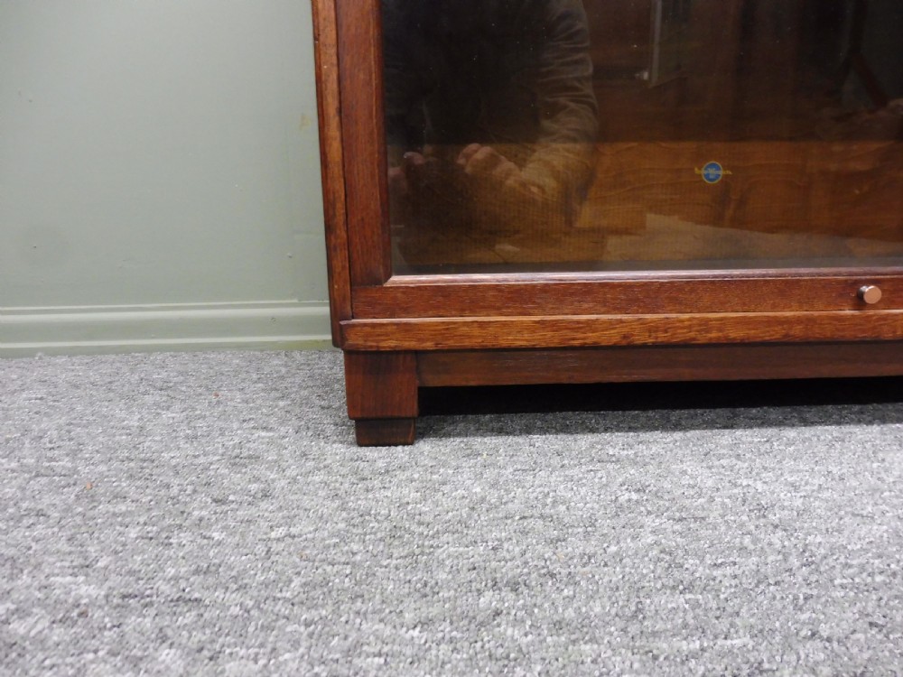 OAK ART DECO GLOBE WERNICKE BOOKCASE View IV