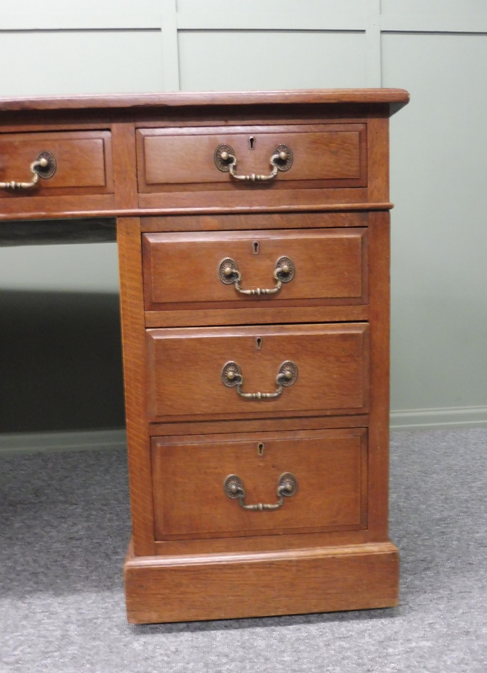 EDWARDIAN OAK PEDESTAL  DESK View X