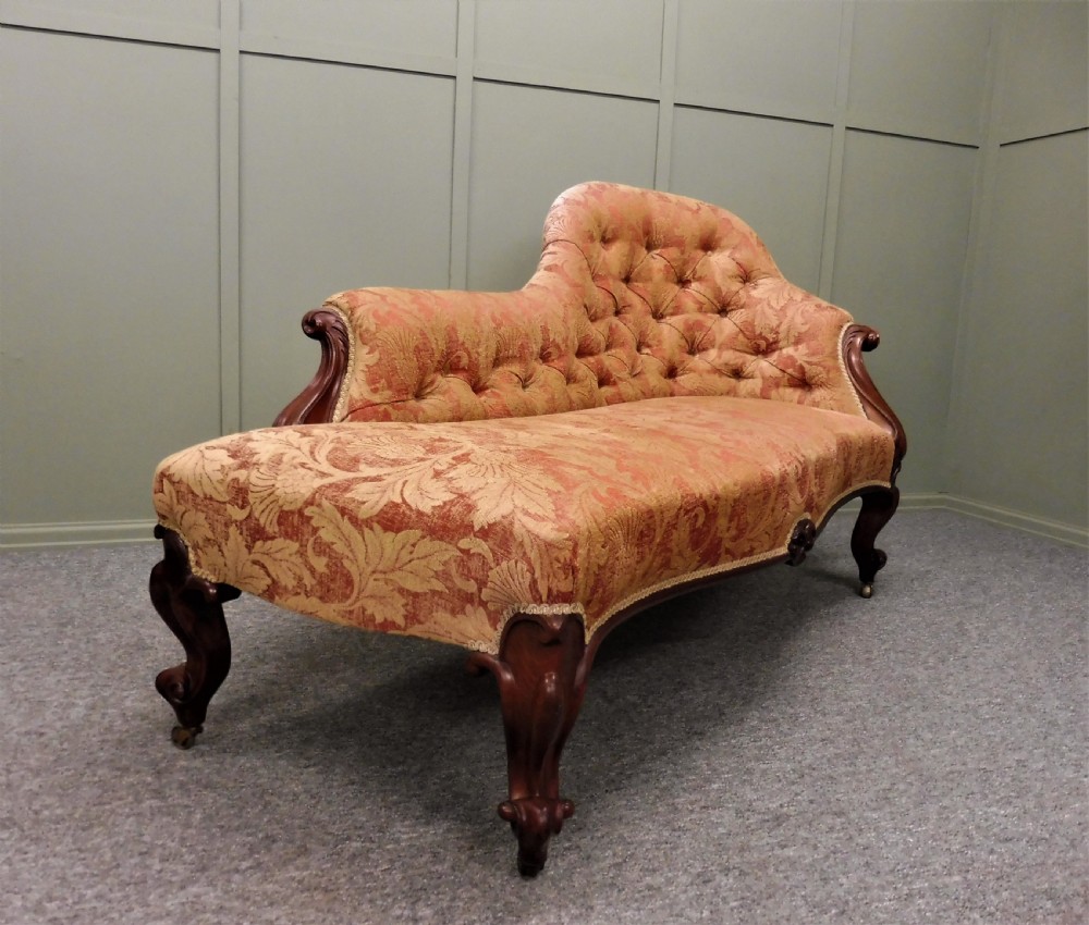 19TH CENTURY WALNUT CHAISE LONGUE View III