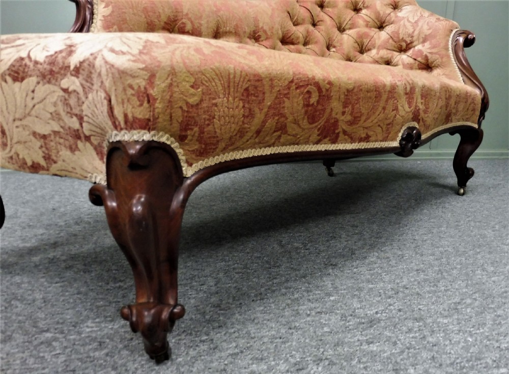 19TH CENTURY WALNUT CHAISE LONGUE View V
