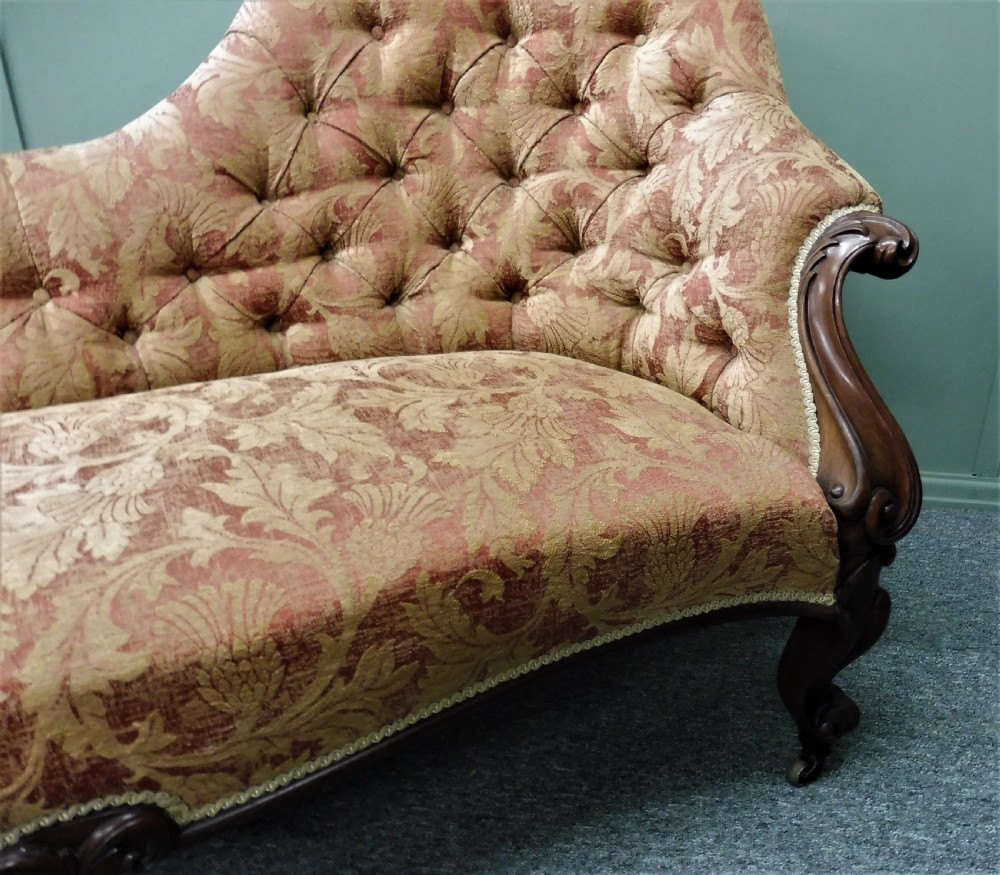 19TH CENTURY WALNUT CHAISE LONGUE View VI