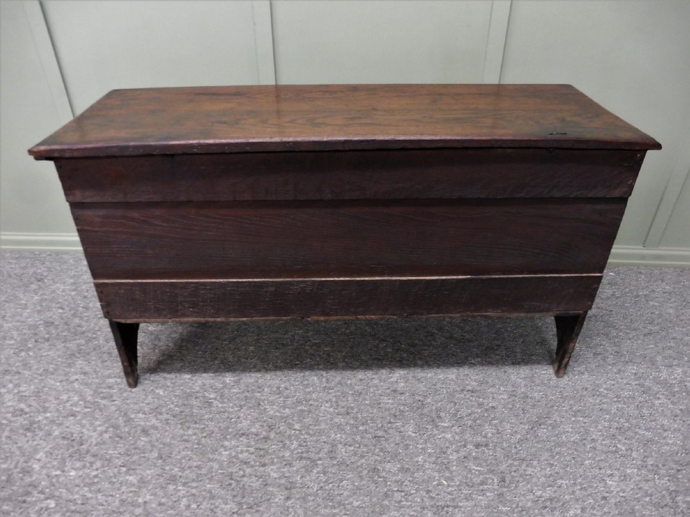 SMALL 18TH CENTURY OAK AND ELM COFFER View VII