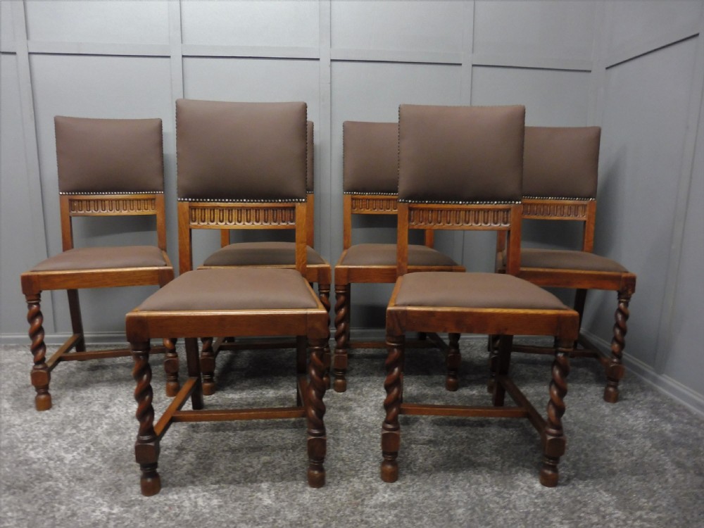 SET OF 8 OAK DINING CHAIRS View V