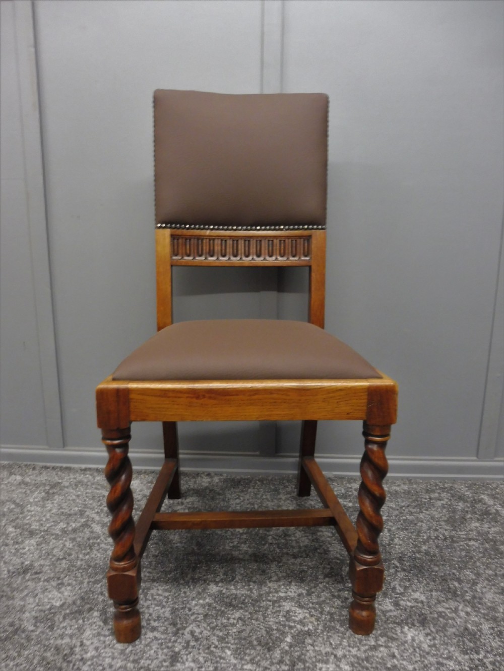 SET OF 8 OAK DINING CHAIRS View X