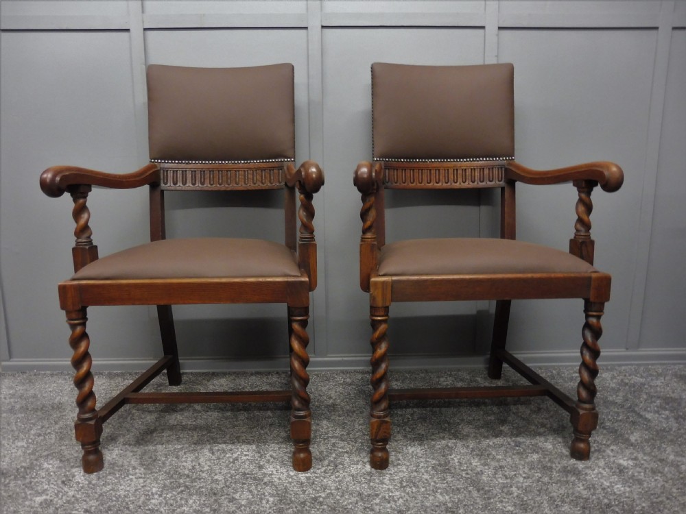 SET OF 8 OAK DINING CHAIRS View XII