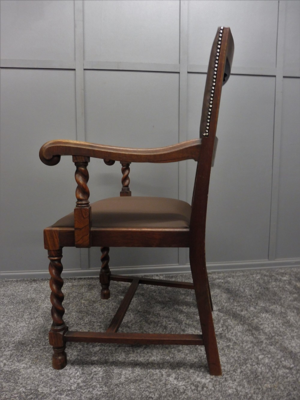 SET OF 8 OAK DINING CHAIRS View XVII