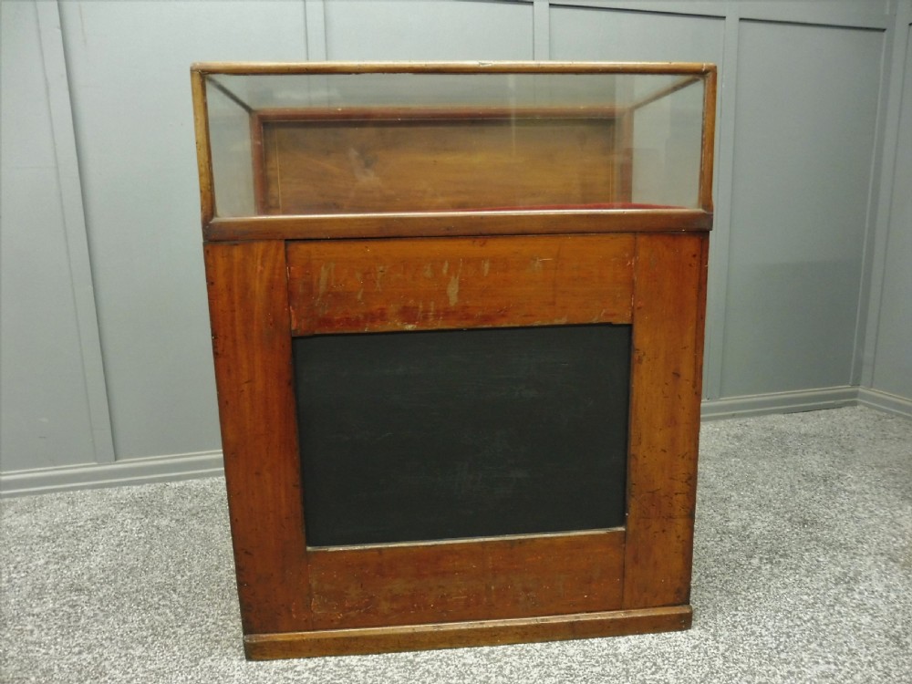 VERY RARE  VICTORIAN SPECTACLE DISPLAY COUNTER View VI