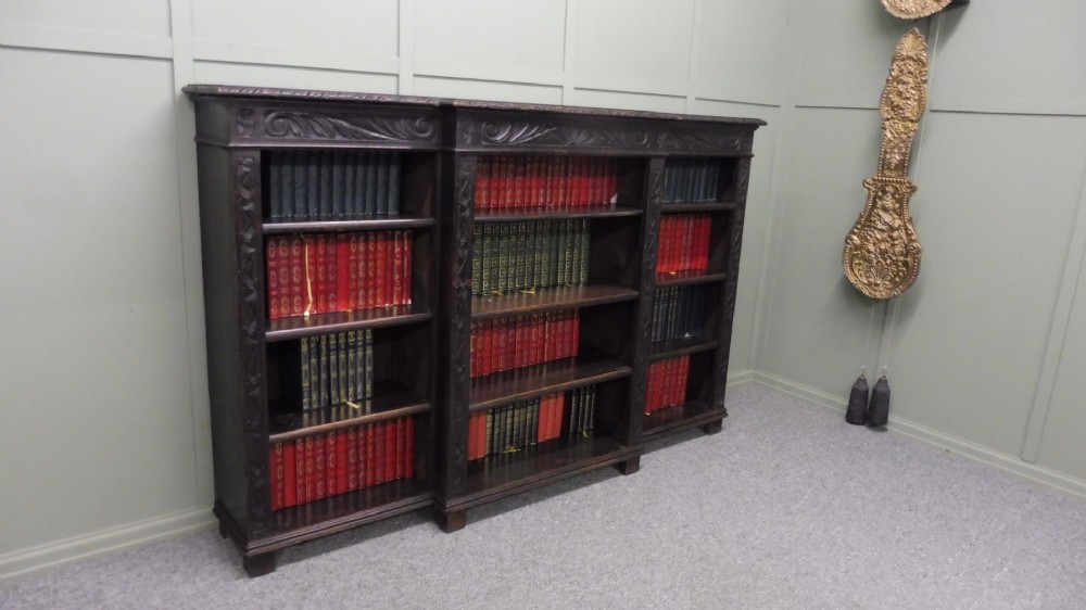 VICTORIAN DARK OAK OPEN BOOKCASE