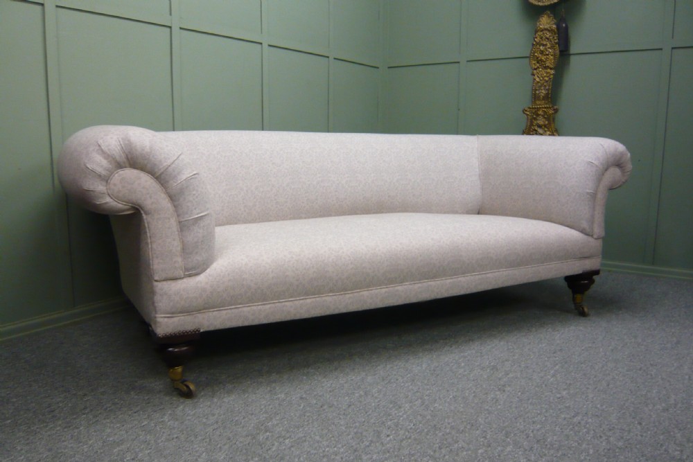  RESTORED MID 19TH CENTURY CHESTERFIELD SOFA View VIII