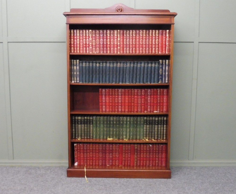 EDWARDIAN MAHOGANY BOOKCASE