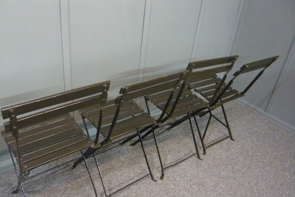 4 x Edwardian Green Folding French Cafe Cricket Pavilion Chairs c 1910 View IV