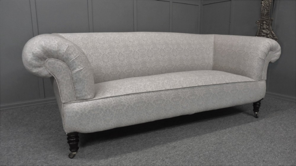 RESTORED VICTORIAN CHESTERFIELD SOFA