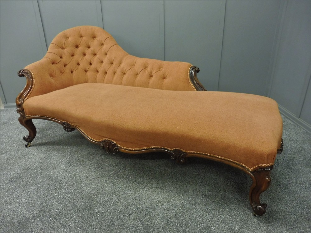 19TH CENTURY ROSEWOOD CHAISE LONGUE