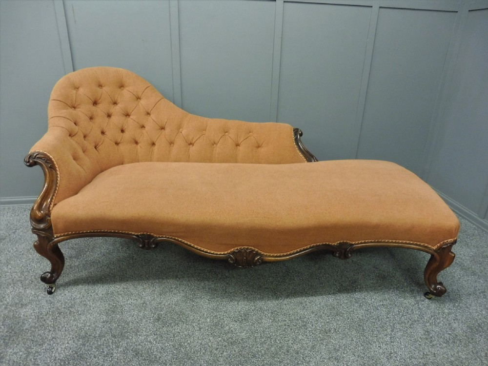 19TH CENTURY ROSEWOOD CHAISE LONGUE View X