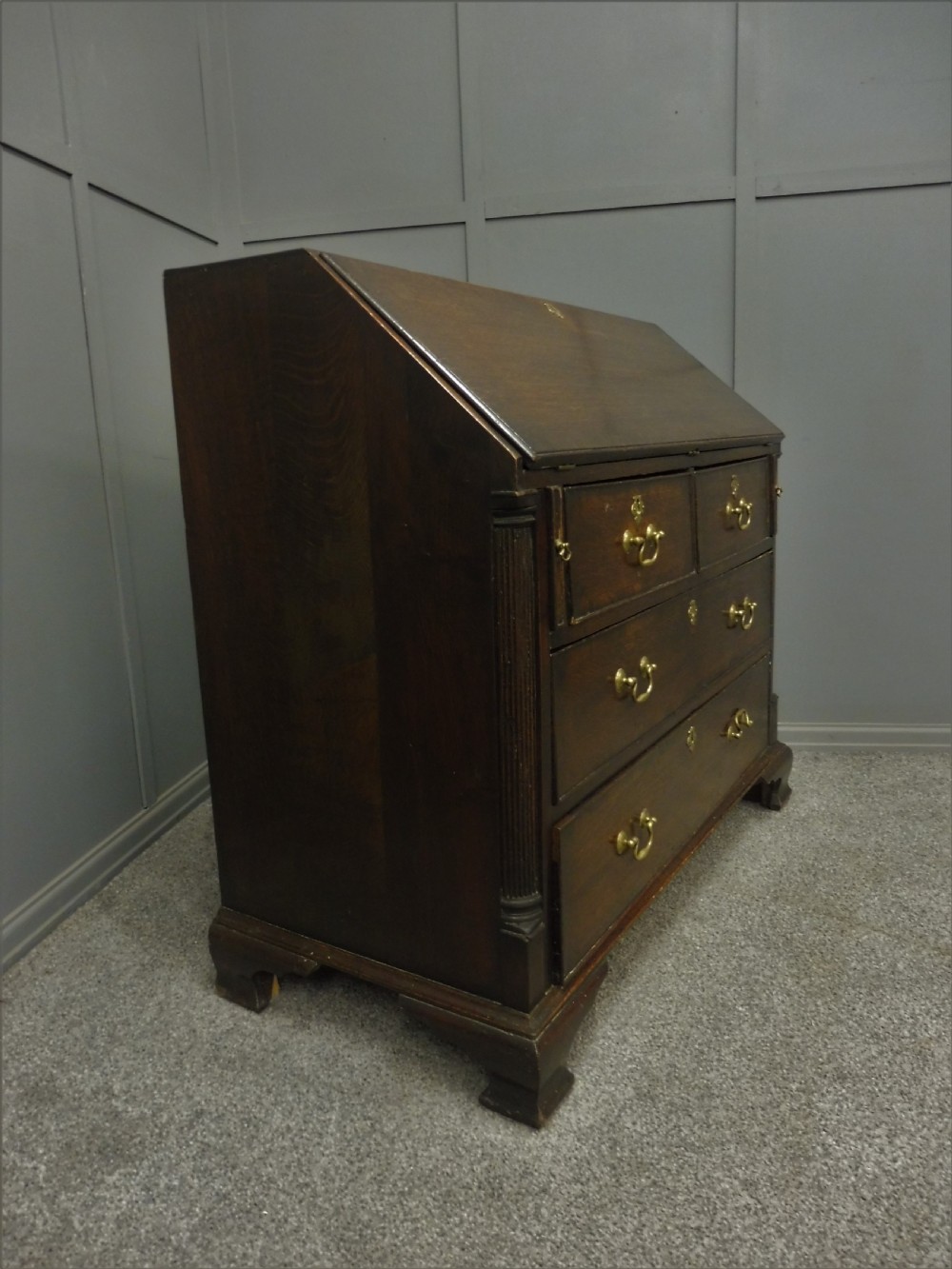 GEORGE THE 3RD COUNTRY OAK BUREAU View IV