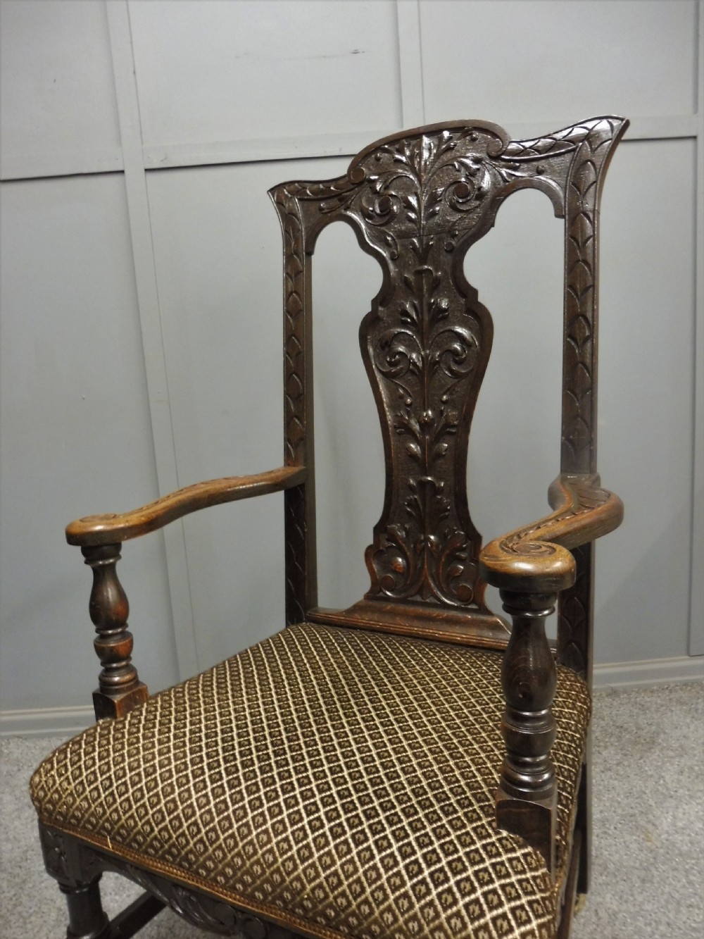 VICTORIAN WELSH OAK ARMCHAIR View IV