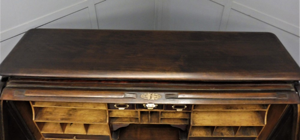 EDWARDIAN MAHOGANY ROLL TOP DESK View VI