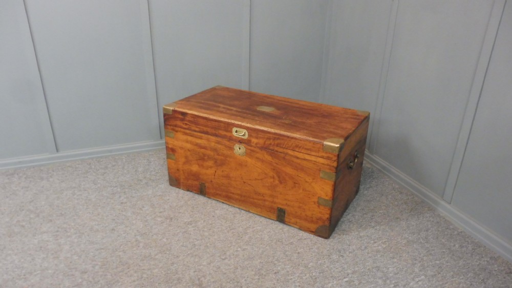 LARGE CAMPHOR CHEST