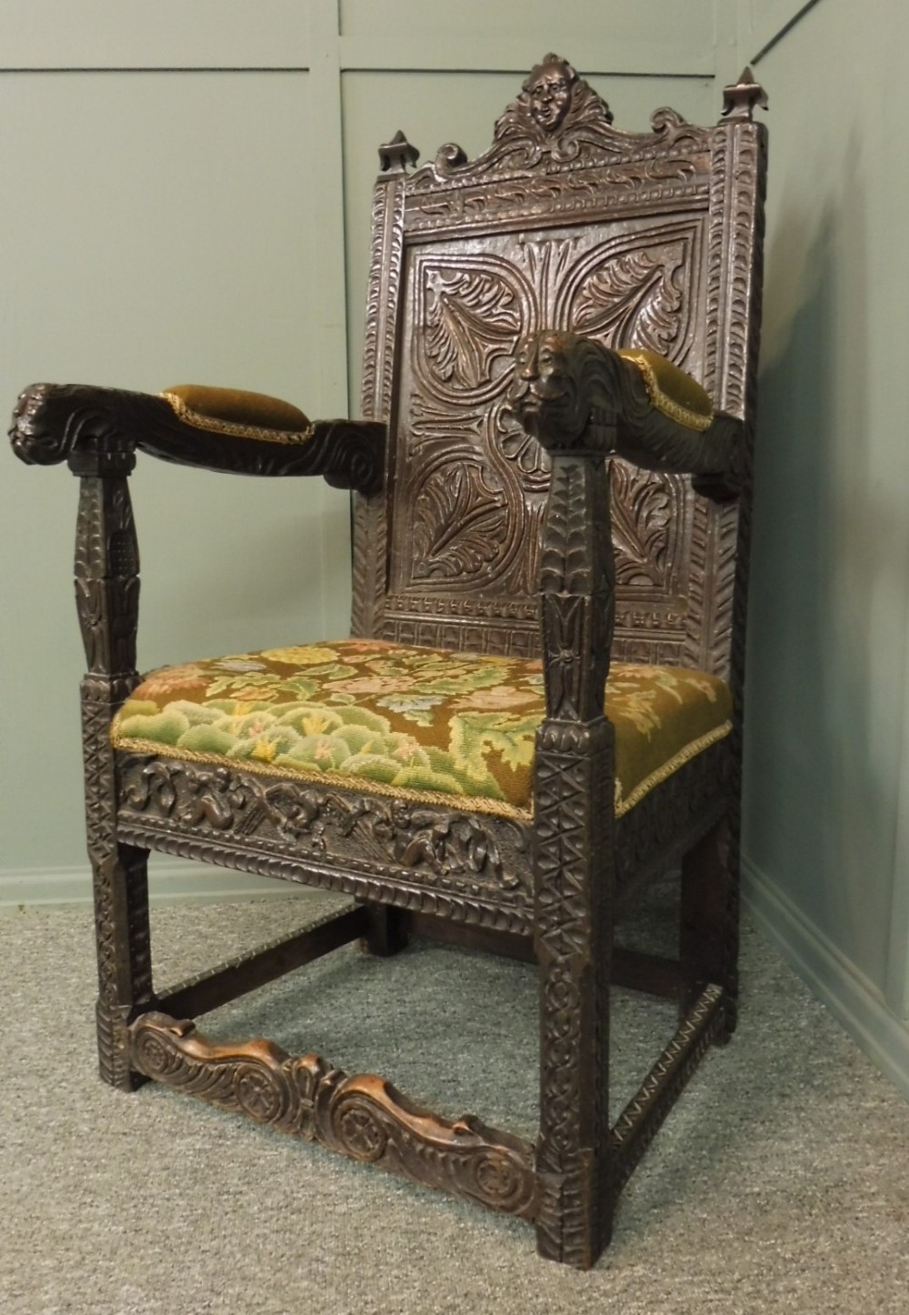 18th CENTURY CARVED OAK CHAIR