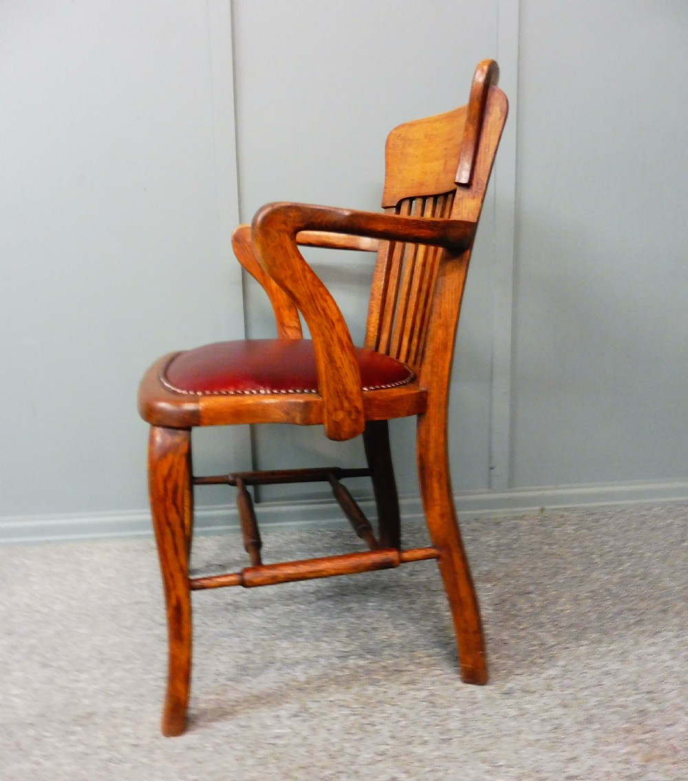 EDWARDIAN OAK OFFICE ARM CHAIR View IV