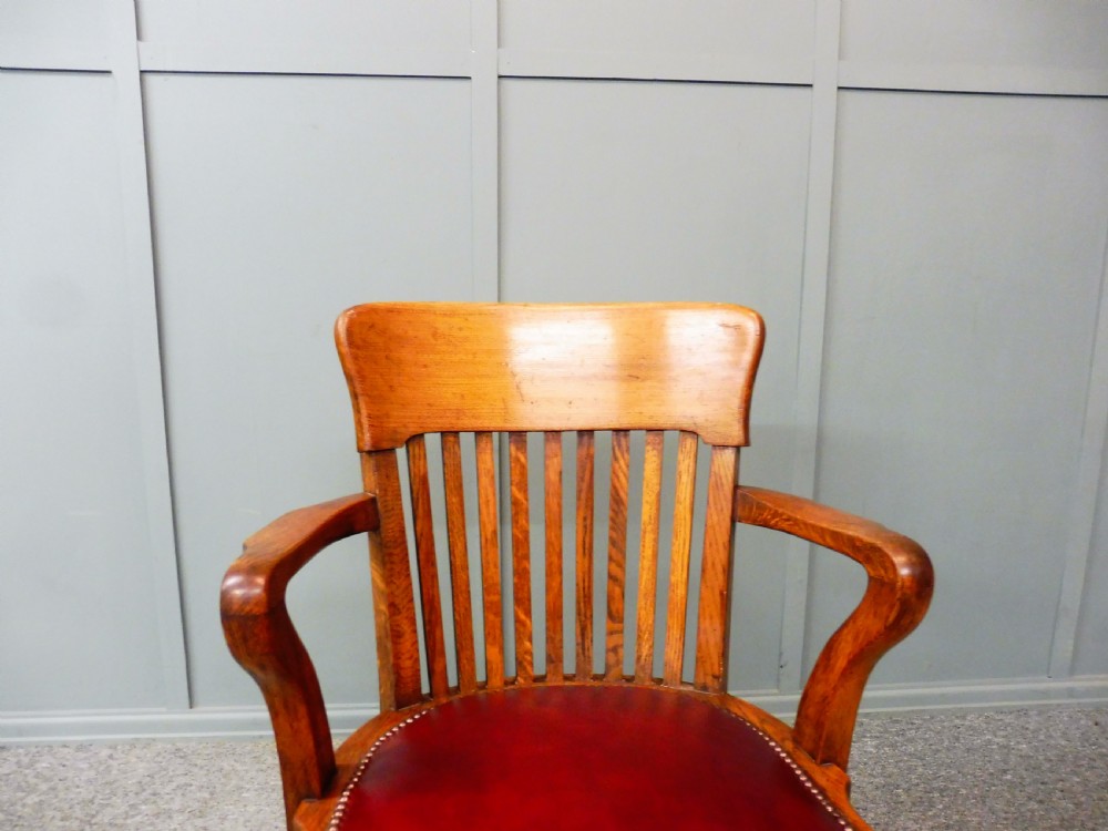 EDWARDIAN OAK OFFICE ARM CHAIR View VII