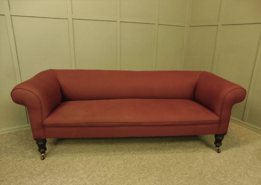 VICTORIAN CHESTERFIELD SOFA View IX