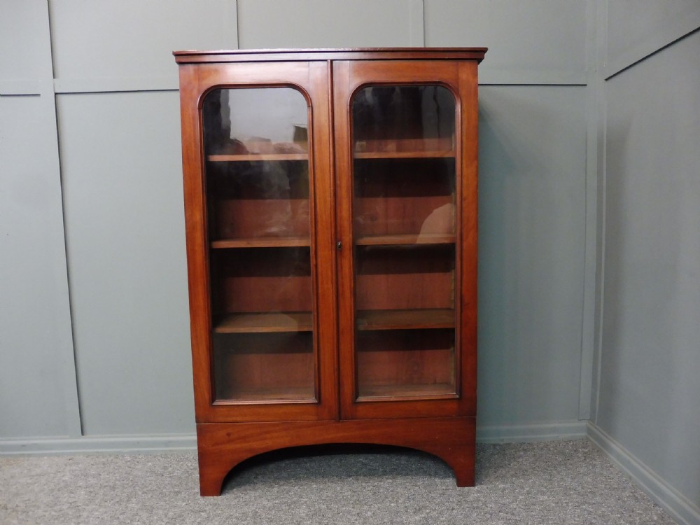 VICTORIAN MAHOGANY BOOKCASE View II