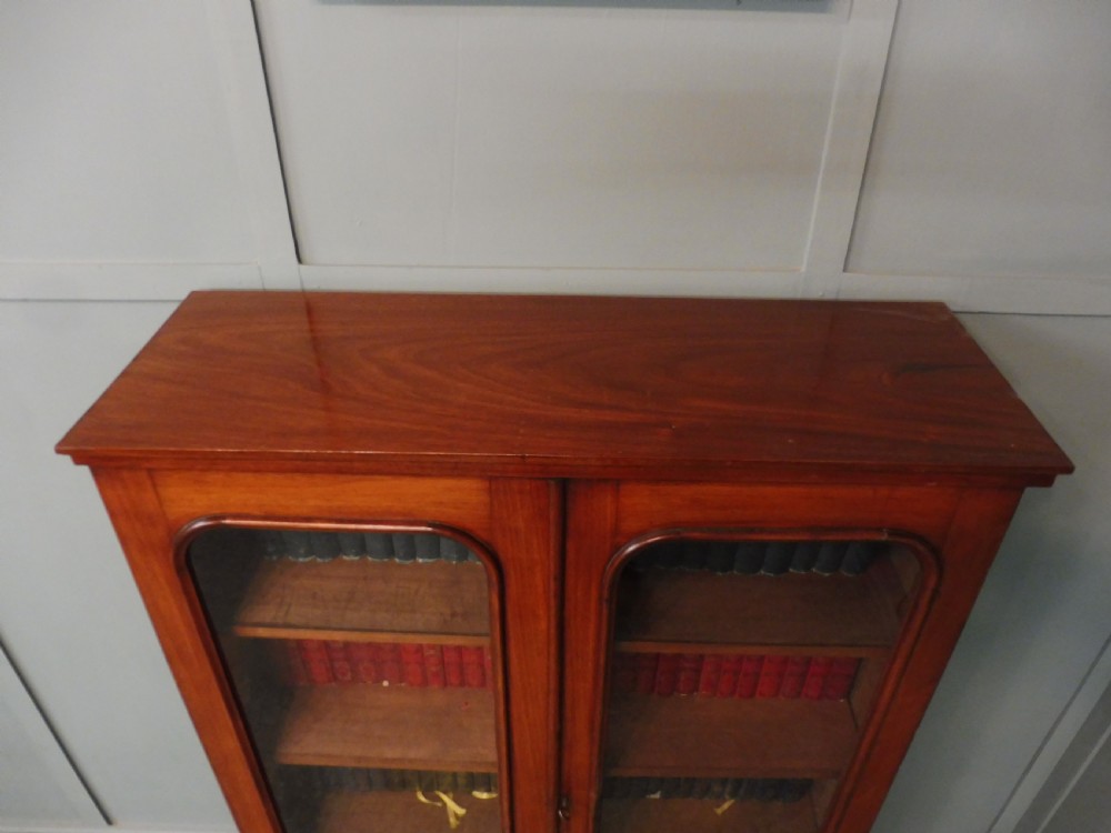 VICTORIAN MAHOGANY BOOKCASE View V