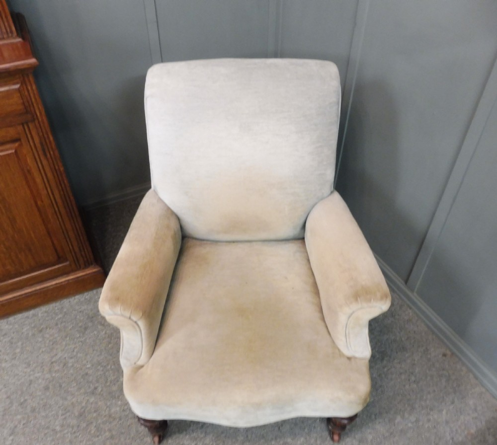 WELL SHAPED VICTORIAN ARMCHAIR View IV