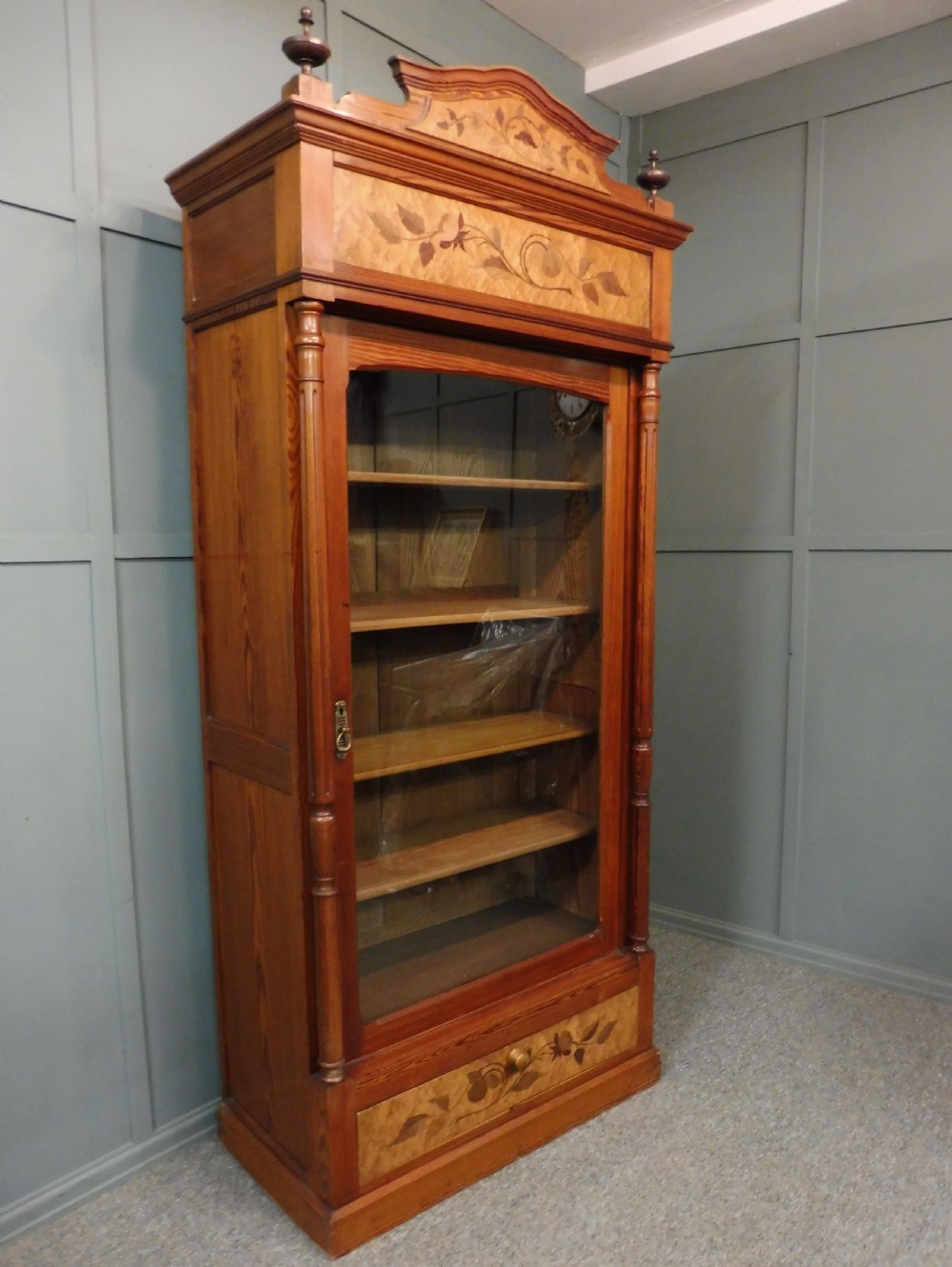 VICTORIAN FRENCH BOOKCASE View II