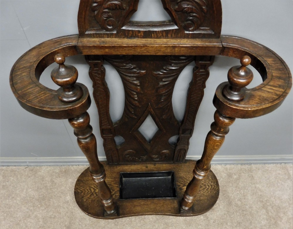 VICTORIAN OAK HALLSTAND View VI