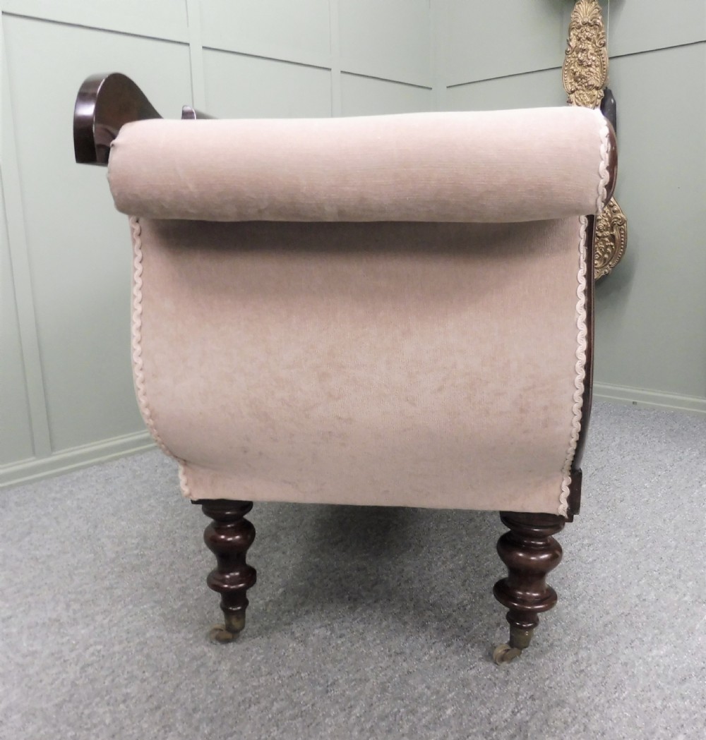 VICTORIAN SCROLL END SOFA View VI
