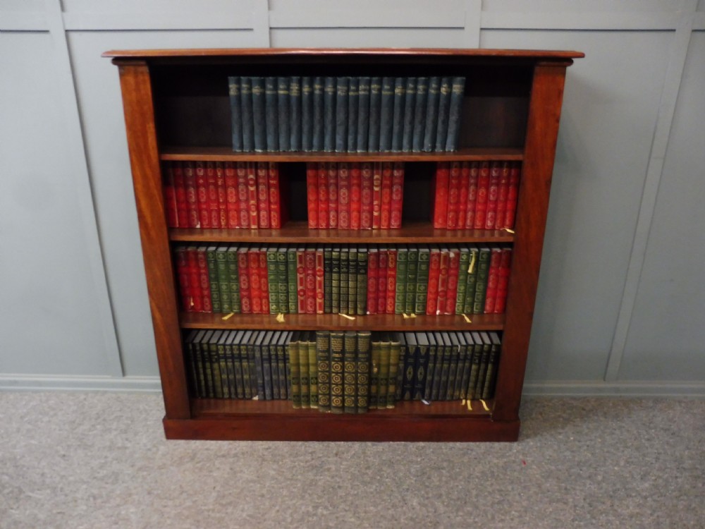 VICTORIAN MAHOGANY BOOKCASE View V