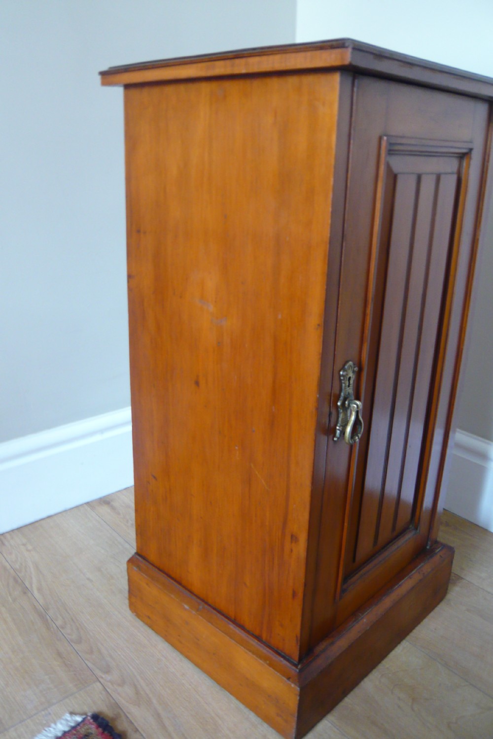 Satinwood Bedside Cabinet c1900  View IV