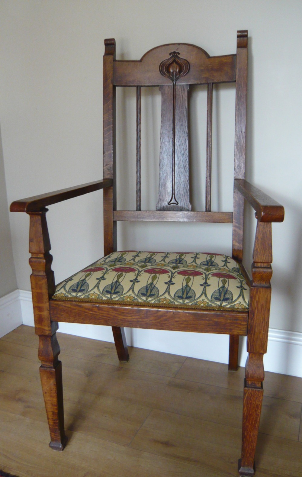 Art Nouveau Oak Carver Armchair c1910