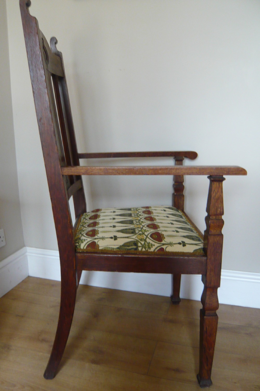 Art Nouveau Oak Carver Armchair c1910 View III
