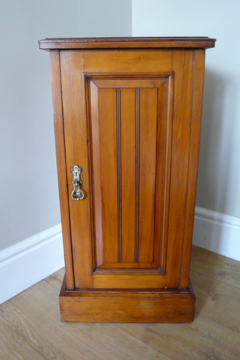 Satinwood Bedside Cabinet c1900 