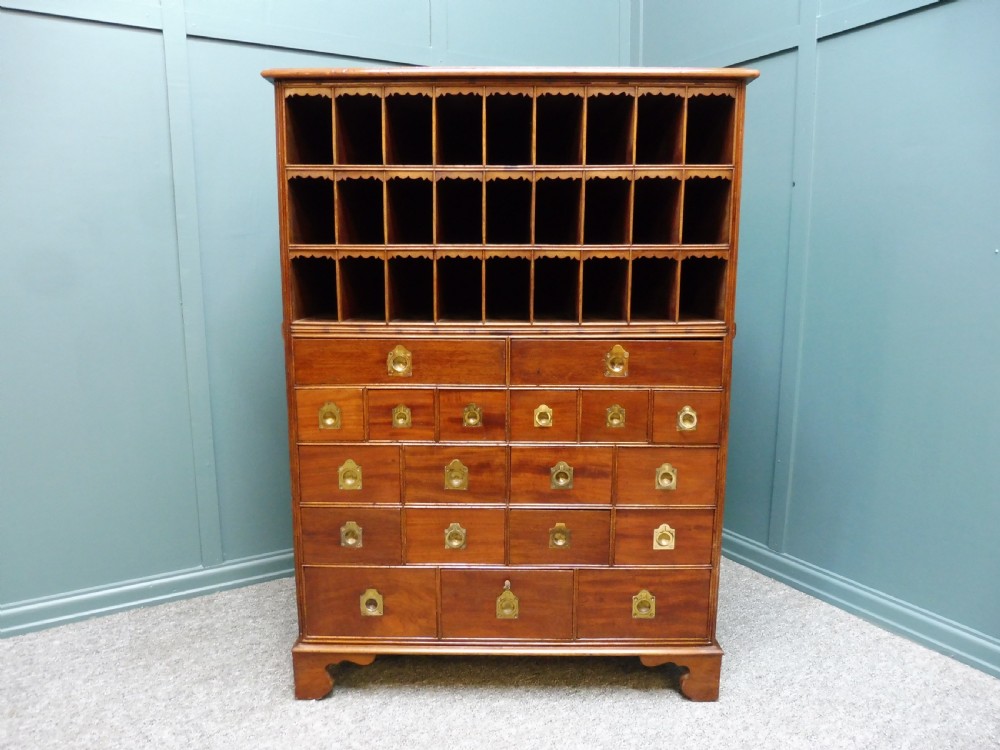 19TH CENTURY FILING CHEST View II