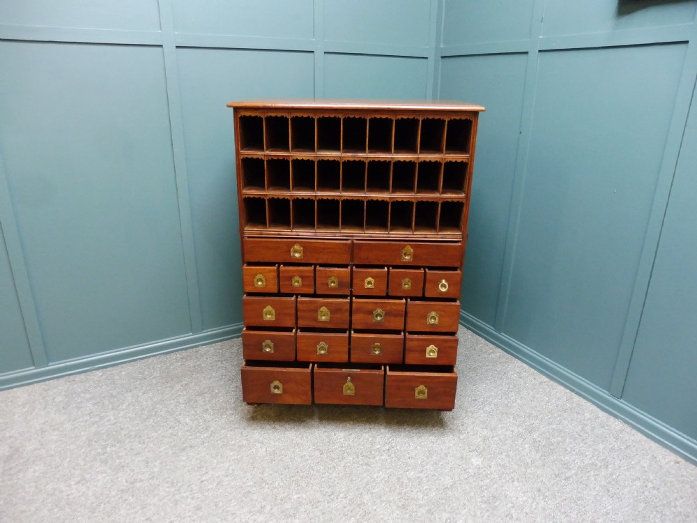 19TH CENTURY FILING CHEST View III